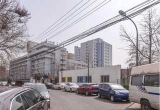 华东C型橡胶链条连续式斗式提升机多少钱